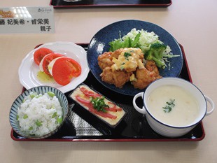 具だくさんのチキンなんばん定食！